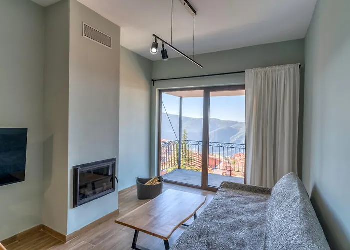 Arachova\'S Experience M2