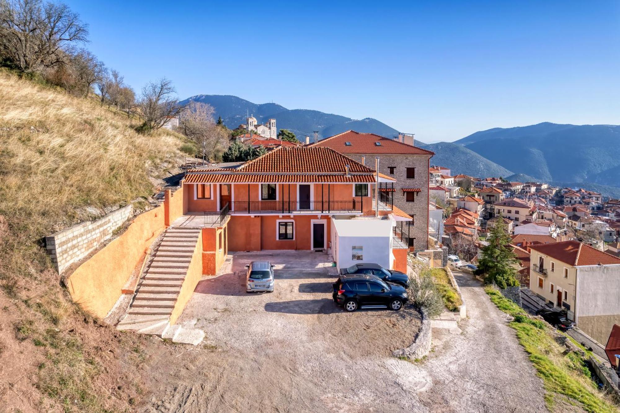 Arachova's Experience M2 *
